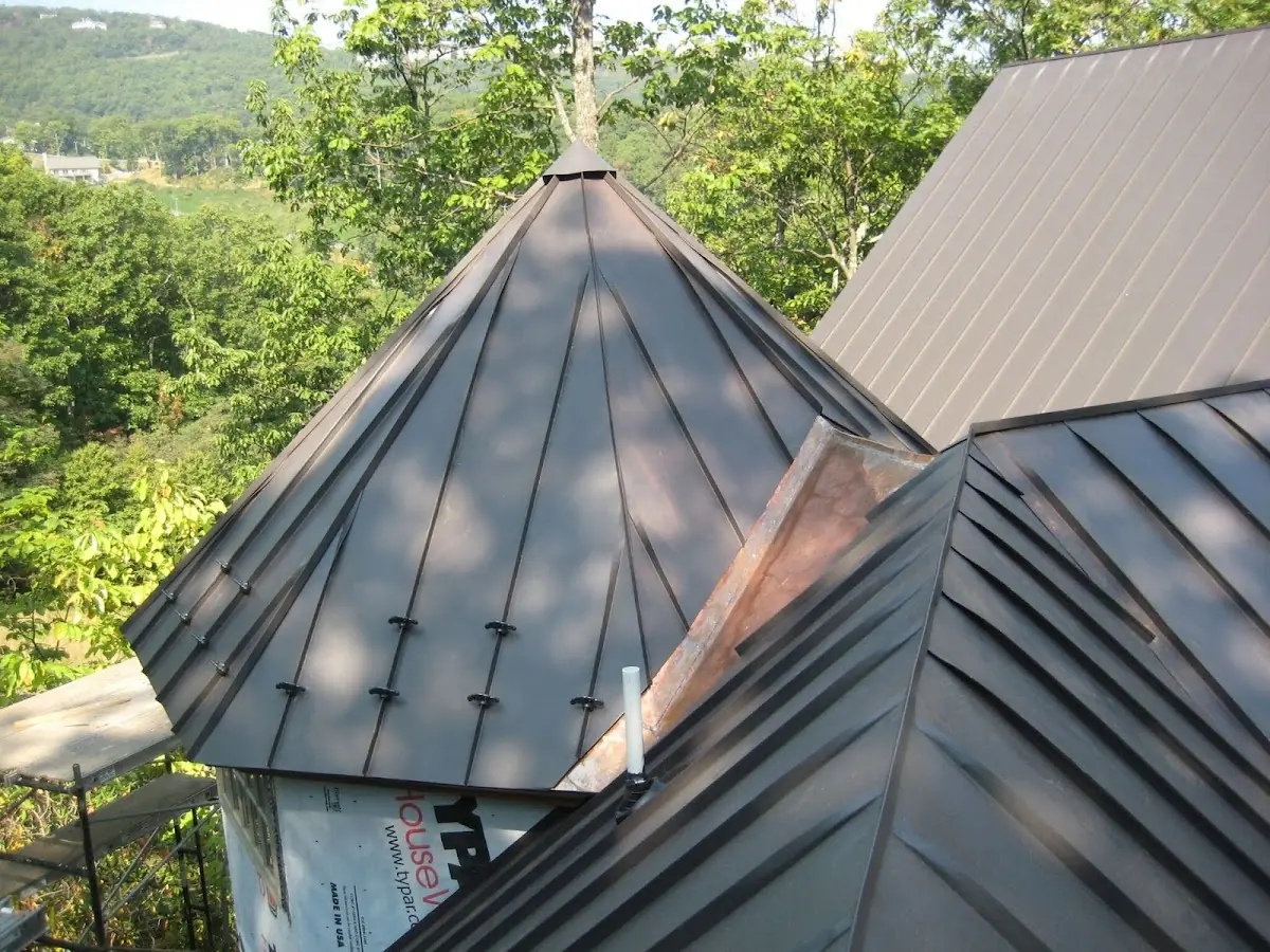 Professional Roof Tarp Installation by Craftsman Roofing in Crowley Park